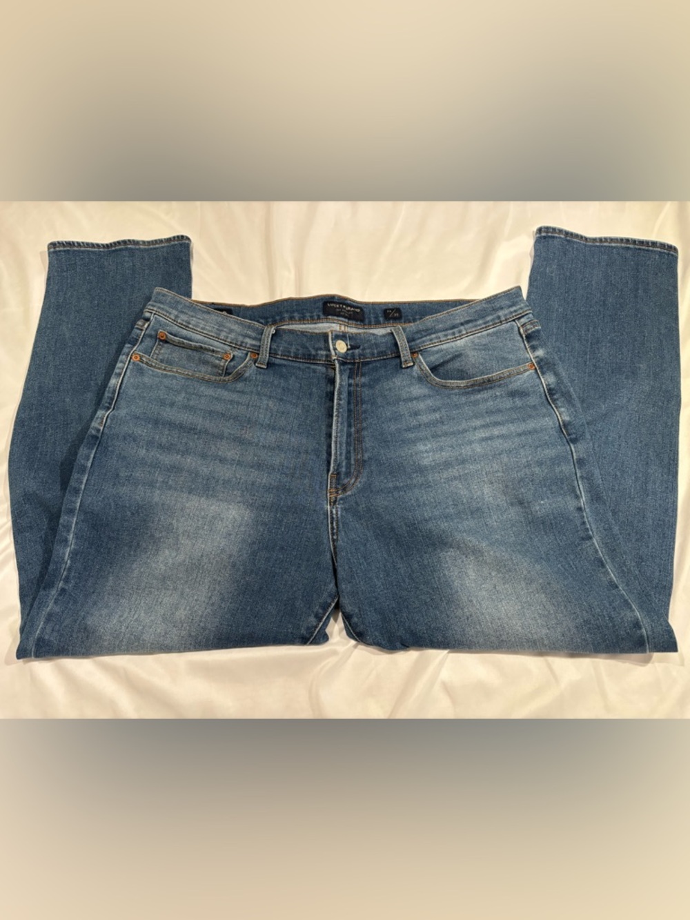 Lucky Brand Men's 410 Athletic Slim Jeans - Picture 5 of 6